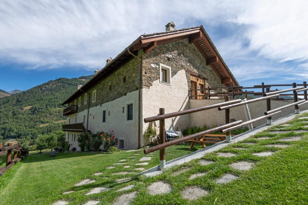 Maison Marcoz - Appartamenti Vacanze เอตรูเบละส์ ภายนอก รูปภาพ